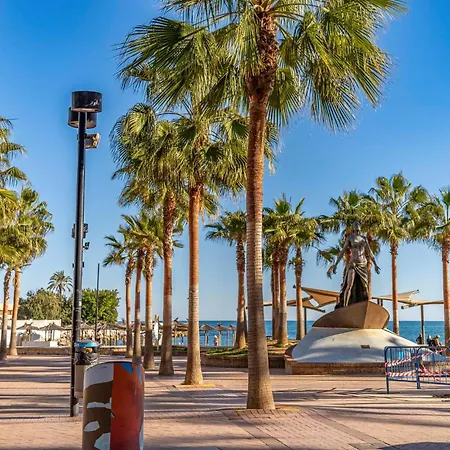 Apartment Gorgeous In With Wifi Fuengirola