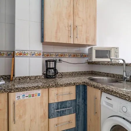 Stunning Apartment In Fuengirola Fuengirola